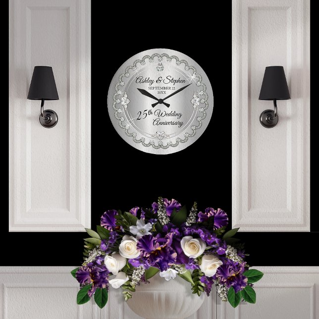 Reloj Redondo Grande Elegante aniversario Boda de diamantes plateados 2 (Elegant Faux Silver Diamonds 25th Wedding Anniversary Large Clock)