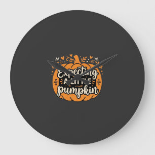 Reloj Redondo Grande Esperando un pequeño diseño de embarazo de Hallowe