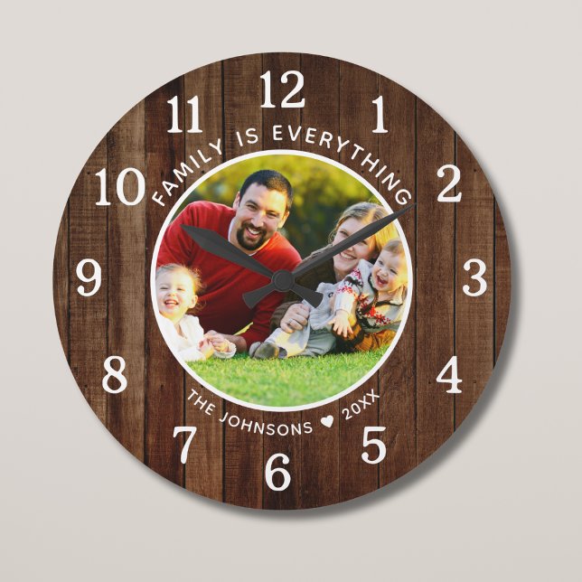 Reloj Redondo Grande Familia: Todo Foto Nombre Pallet Marrón Madera (Subido por el creador)