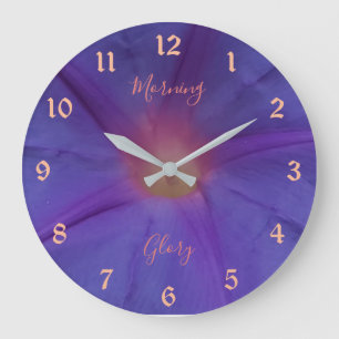 Reloj Redondo Grande Flor de gloria y texto ultra violeta en la mañana