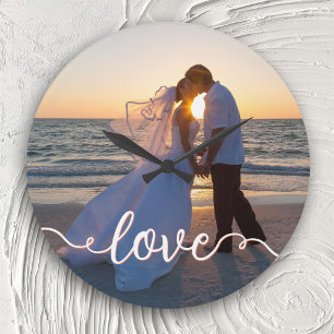 Reloj Redondo Grande Foto de boda en la playa al atardecer con guión de