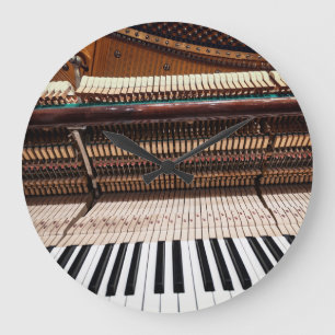 Reloj Redondo Grande Foto de piano de antiguo concierto