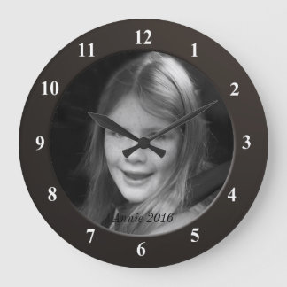 Reloj Redondo Grande Foto personal Personalizado y marco negro de texto