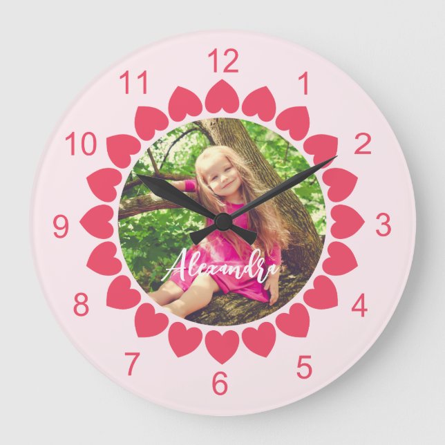 Reloj Redondo Grande Foto personalizado con Peachy Hearts Circle (Anverso)