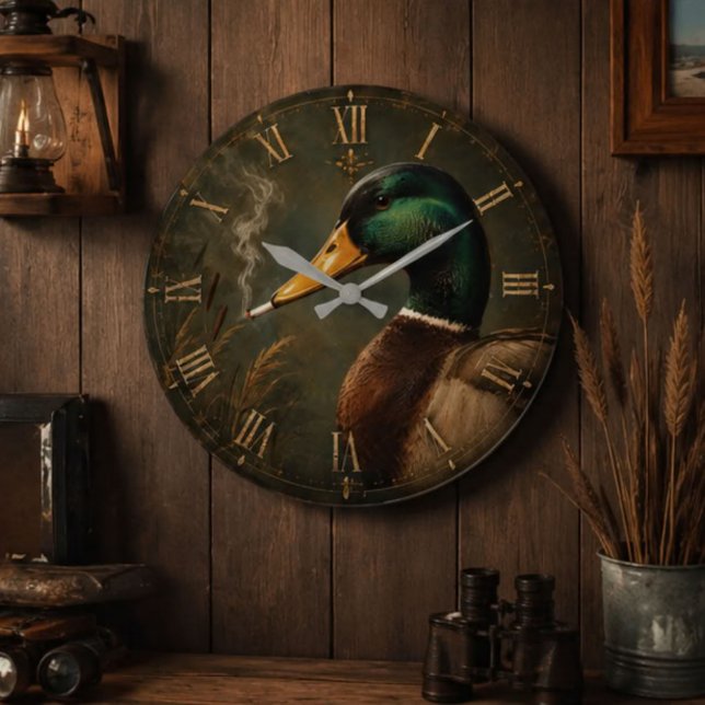 Reloj Redondo Grande Funny Smoking Duck Hunter Cabin  (Subido por el creador)