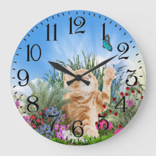 Reloj Redondo Grande Ginger kitten jugando con una mariposa