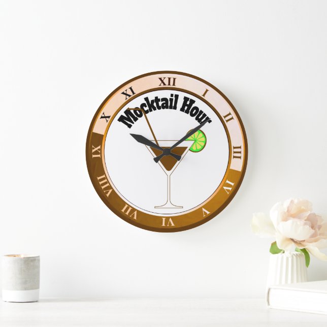 Reloj Redondo Grande Gold and White Mocktail Hour Bar Clock (Hogar)