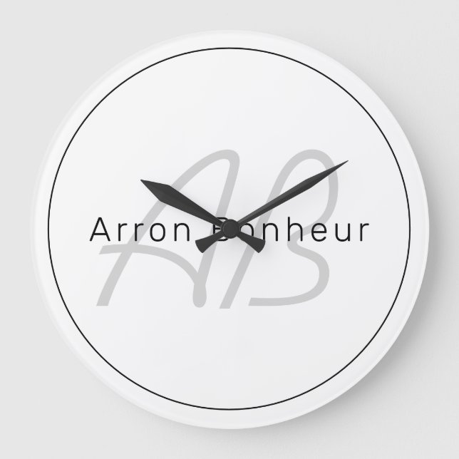 Reloj Redondo Grande Gris y negro blancos modernos| Nombre y monograma  (Anverso)