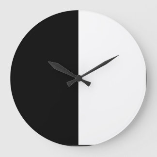 Reloj Redondo Grande half white half black, half black half white