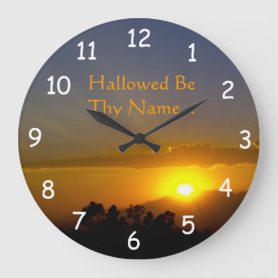 Reloj Redondo Grande Hallow Be Thy Name 2