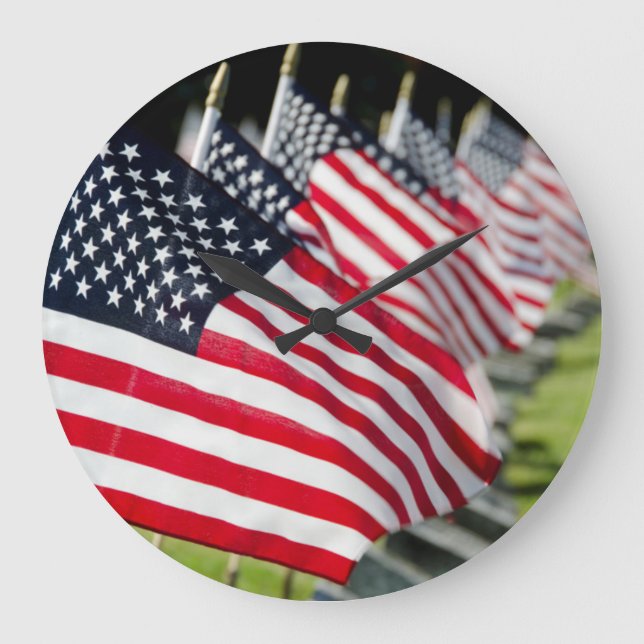 Reloj Redondo Grande Histórico cementerio militar con banderas de Estad (Anverso)