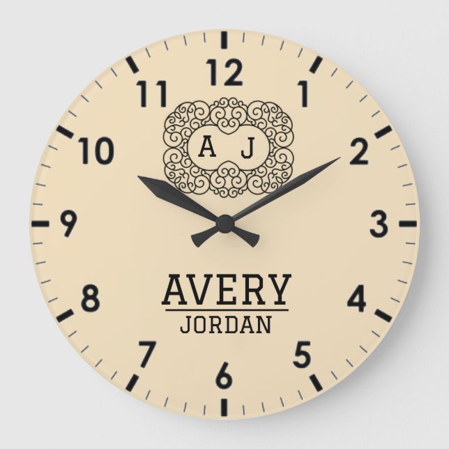 Reloj Redondo Grande Ivory Cream Personalized Custom Monogram Classic  (Anverso)