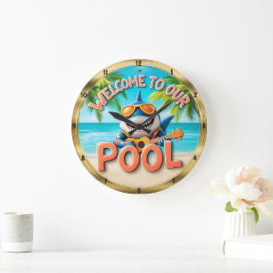 Reloj Redondo Grande La piscina de bienvenida Shark Ukulele Beach