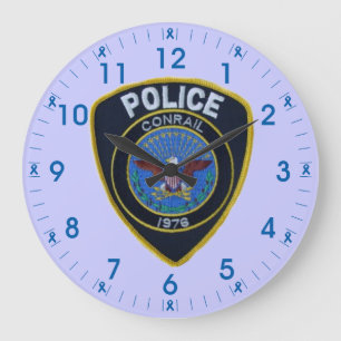 Reloj Redondo Grande La policía del ferrocarril de Conrail remienda el