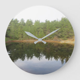 Reloj Redondo Grande Lago de reflexión de árbol de pino