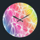 Reloj Redondo Grande Líneas de arco iris curvadas<br><div class="desc">líneas curvas,  arcoiris,  arte pop,  diseño,  fantasía,  genial,  artístico,  cómico,  verano,  feliz</div>