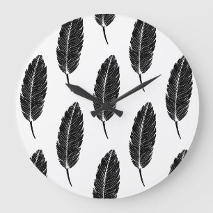 Reloj Redondo Grande Linocut de plumas rusticas en blanco y negro