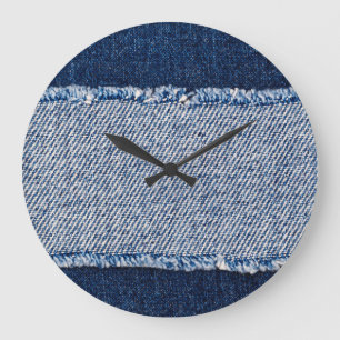 Reloj Redondo Grande Marco de jeans azules de denim con bordes.