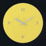 Reloj Redondo Grande Minimalista amarillo y gris<br><div class="desc">El reloj artístico moderno presenta un diseño minimalista en una paleta de colores amarillo y gris. Un diseño sencillo y sencillo con números grises sobre un fondo amarillo. Una moderna adición a su cocina, sala de estar o pared de oficinas, un moderno regalo de oficina o un moderno regalo de...</div>