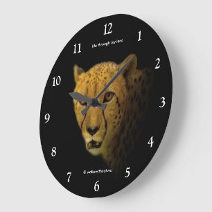 Reloj Redondo Grande Miradas compartidas con un magnífico gato guepardo