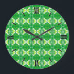 Reloj Redondo Grande Modalidades de fondo de pantalla Art Deco - verde<br><div class="desc">Papel pintado de estilo Art Déco vintage / motivos de baldosas - tonos verde claro y cal con un fondo verde esmeralda sólido</div>