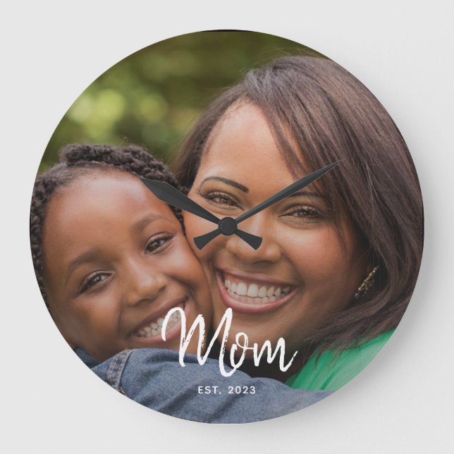 Reloj Redondo Grande Mom Established Black White Script Photo (Anverso)