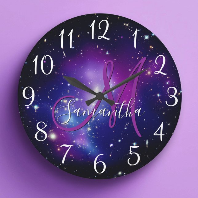 Reloj Redondo Grande Monograma de foto celeste de morado de gúnior (Girly Purple Celestial Photo Monogram Large Clock)