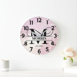 Reloj Redondo Grande Monograma M de lavanda pálido deteriorado