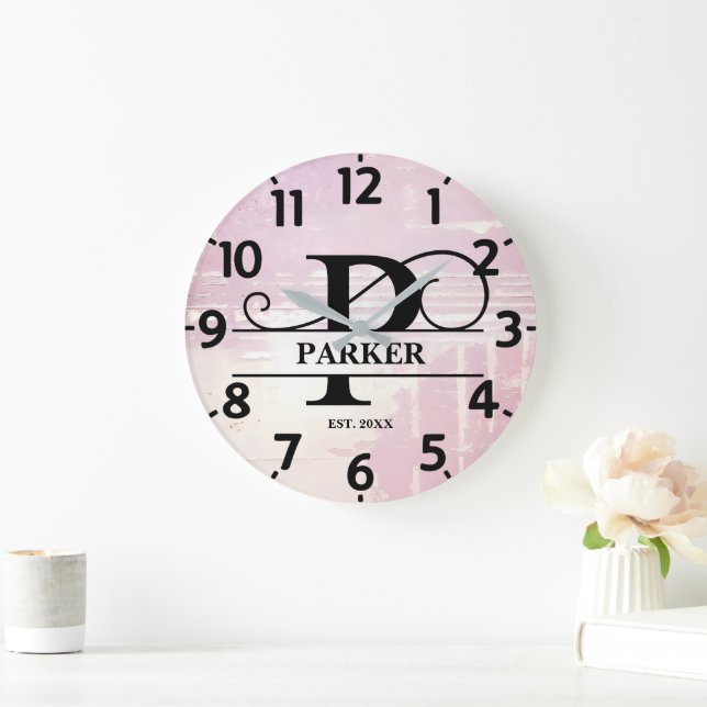 Reloj Redondo Grande Monograma P con problemas de lavanda pálida (Hogar)