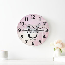 Reloj Redondo Grande Monograma U de lavanda pálido deteriorado