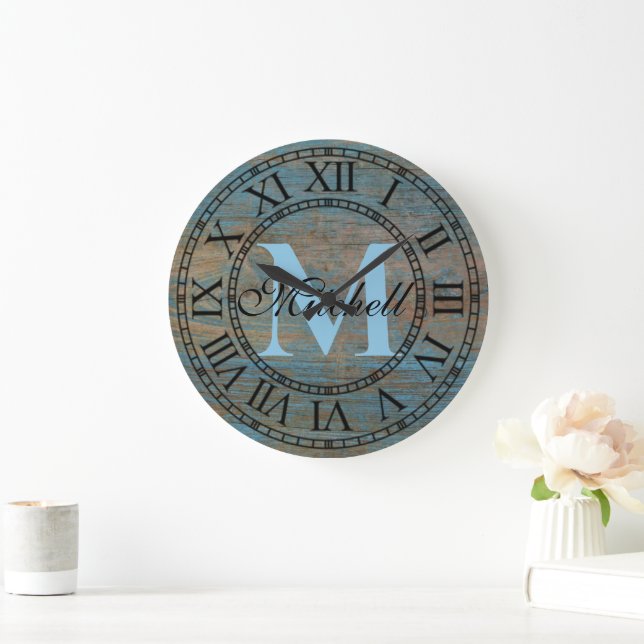 Reloj Redondo Grande Monograma Único de Madera Antigua Deteriorada Vint (Hogar)