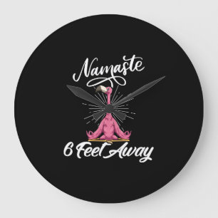 Reloj Redondo Grande Namaste a 6 metros de distancia Flamingo Yoga Teac