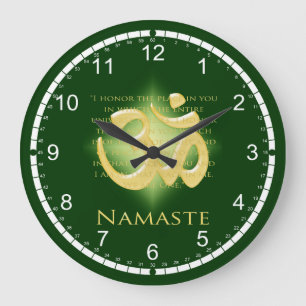 Reloj Redondo Grande Namaste - arqueo a usted (en verde)