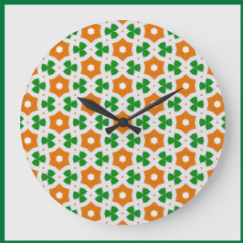 Reloj Redondo Grande Naranja irlandés sutil y Shamrock geométrico verde