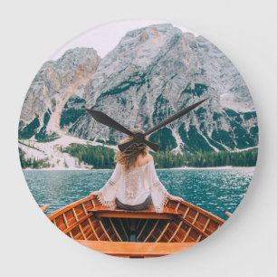Reloj Redondo Grande Naturaleza del lago alpino de Silhouette