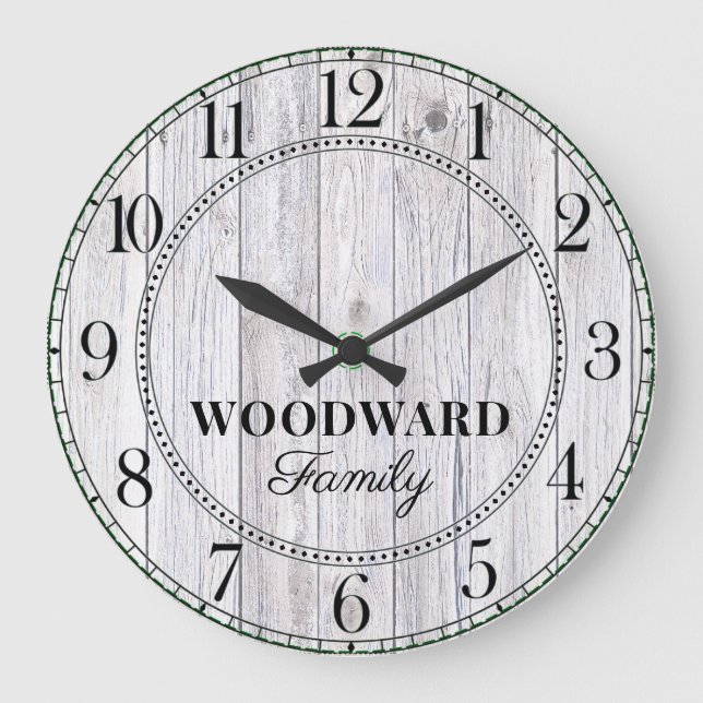 Reloj Redondo Grande Nombre de familia personalizada Rustic Wood (Anverso)