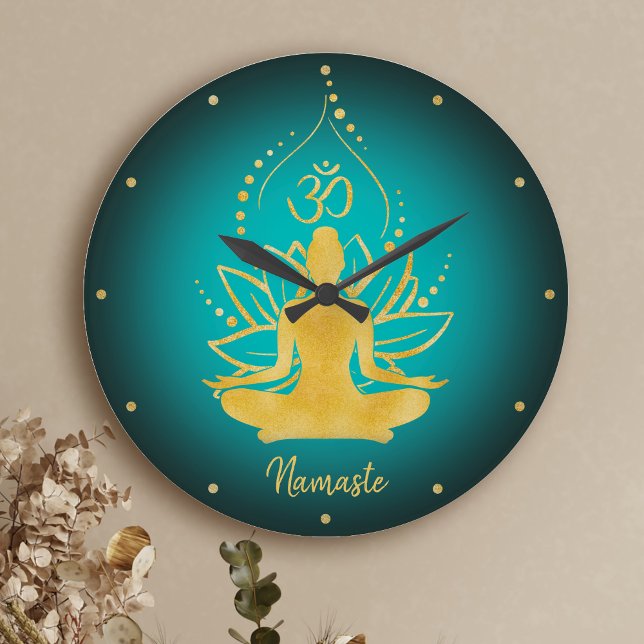 Reloj Redondo Grande Nombre personalizado de Lotus y Om Yoga personaliz (Subido por el creador)
