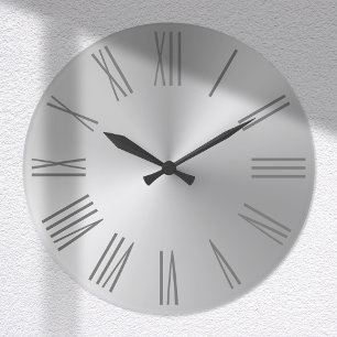 Reloj Redondo Grande Números romanos con lámina de ombre plateado claro
