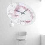 Reloj Redondo Grande Números romanos grises rosados de Rubor del rosa<br><div class="desc">Mínimo y decorativo únicos 
Corresponde a la tendencia real de la moda en la decoración casera.
Usted puede cambiar la forma y el color de la mano.
diseño del florenceK</div>