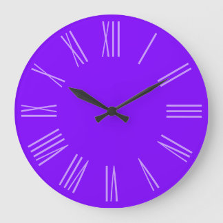 Reloj Redondo Grande Números romanos monocromáticos violetas