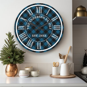 Reloj Redondo Grande Números Romanos Rústicos de Cuadro Escocés Azul Ma