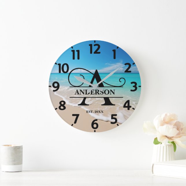 Reloj Redondo Grande Ocean Beach Una Monograma (Hogar)