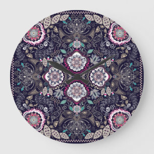 Reloj Redondo Grande Paisley floral, diseño de bolsillo cuadrado.