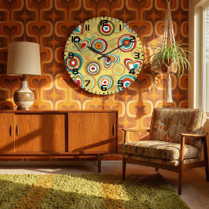 Reloj Redondo Grande Patrón de Groovy de los 70 de los corazones y círc