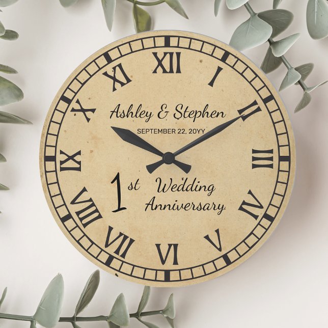 Reloj Redondo Grande Periódico ruso mira el primer aniversario Boda (Rustic Paper-Look 1st Wedding Anniversary Large Clock)