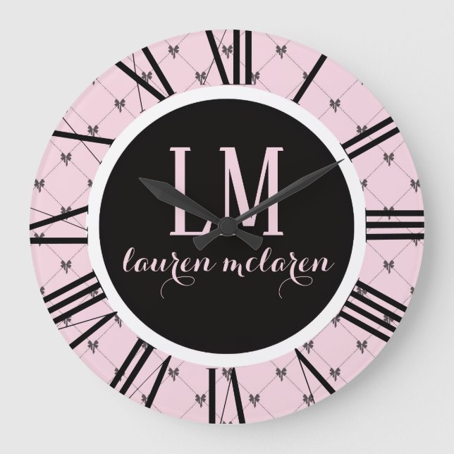 Reloj Redondo Grande Pink & Black Bow Monogram (Anverso)