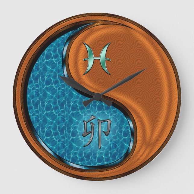 Reloj Redondo Grande Piscis y Conejo de Madera (Anverso)