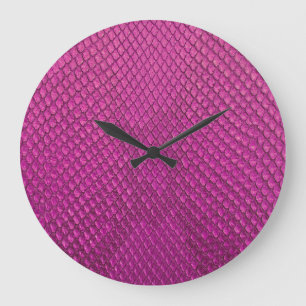 Reloj Redondo Grande Pithon Rosa: Textura de la piel de serpiente.