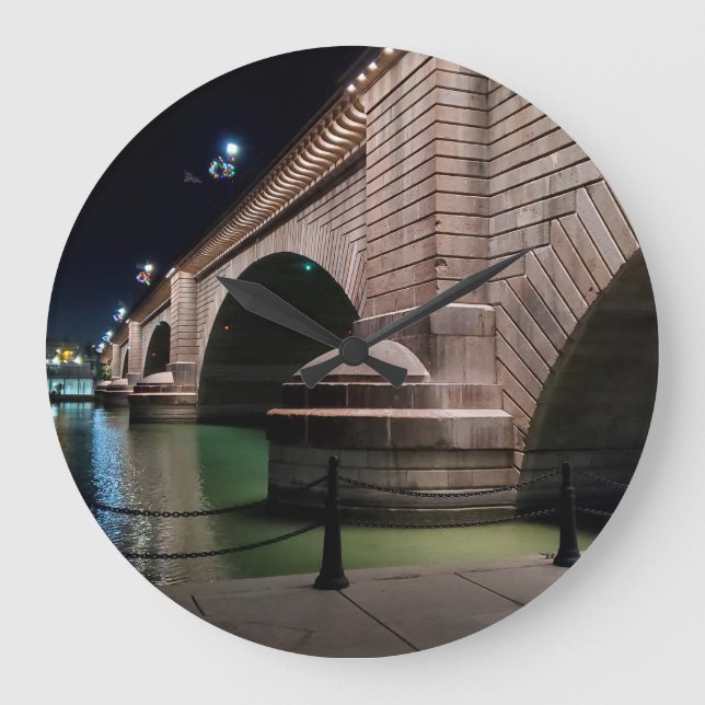 Reloj Redondo Grande Puente de Londres, Lago Havasu, Az. (Anverso)