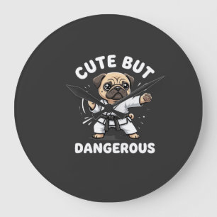 Reloj Redondo Grande Pug de karate lindo pero peligroso